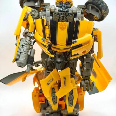 Hasbro Transformers Ultimate Bumblebee Figure  