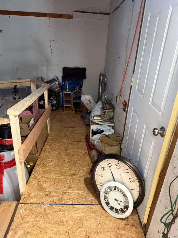 Sale Photo Thumbnail #14