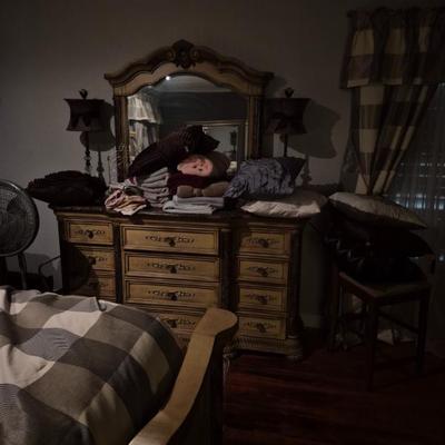 Sale Photo Thumbnail #52