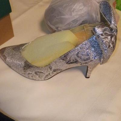 Sale Photo Thumbnail #544