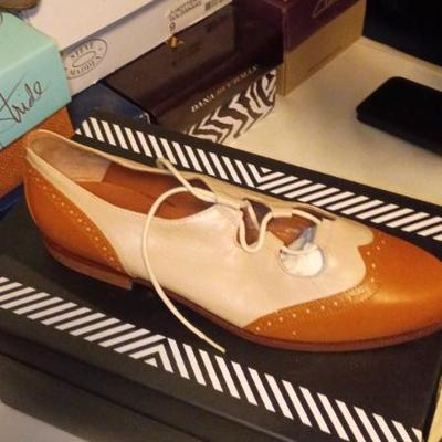 Sale Photo Thumbnail #531