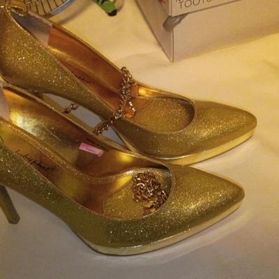 Sale Photo Thumbnail #543