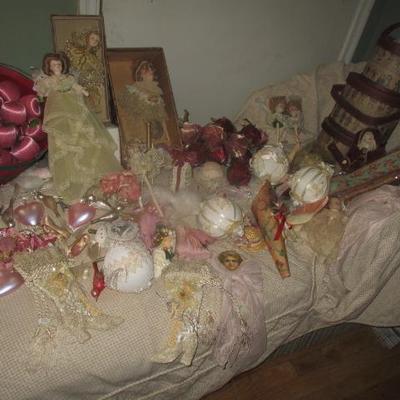 Louise Nicole Victorian decorations & ornaments