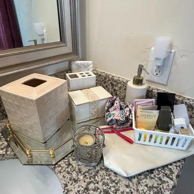 Sale Photo Thumbnail #526