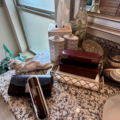 Sale Photo Thumbnail #525