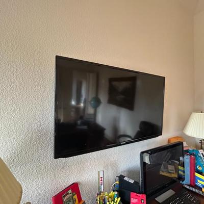 Sale Photo Thumbnail #570