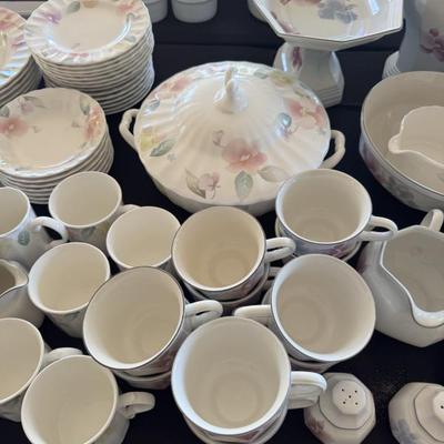 Sale Photo Thumbnail #171