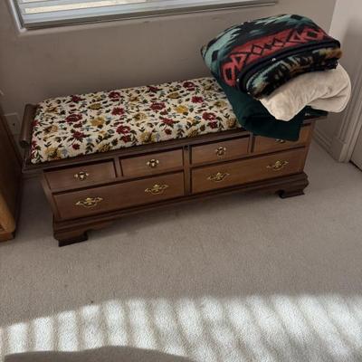 Sale Photo Thumbnail #106