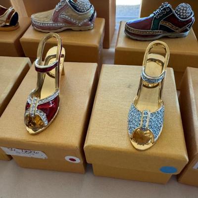 Sale Photo Thumbnail #201