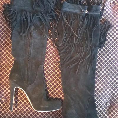 Vero Cuolo, Italy Women’s Black Tall Suede Boots Size 8 - Knee High