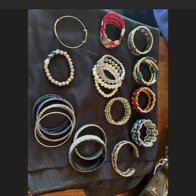 Sale Photo Thumbnail #116