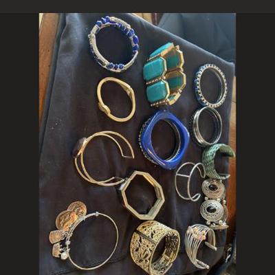 Sale Photo Thumbnail #117