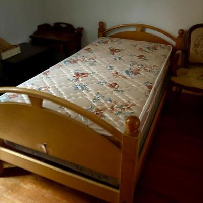 Sale Photo Thumbnail #77