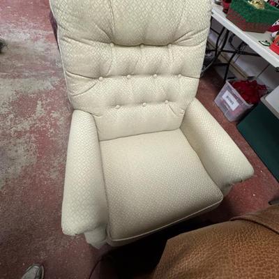 Sale Photo Thumbnail #246