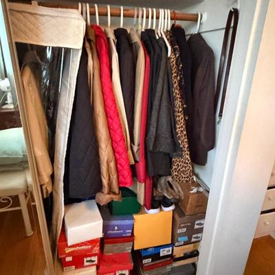 Sale Photo Thumbnail #30