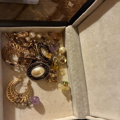 Sale Photo Thumbnail #4