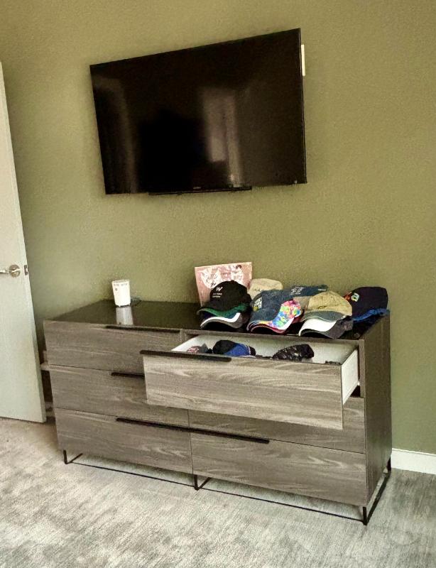 Sale Photo Thumbnail #140