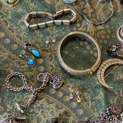 Sale Photo Thumbnail #25