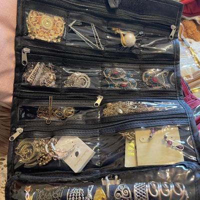 Sale Photo Thumbnail #160