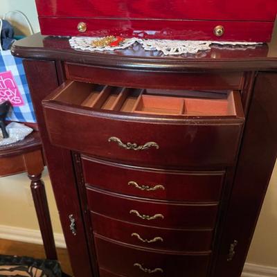 Sale Photo Thumbnail #133