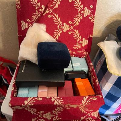 Sale Photo Thumbnail #137