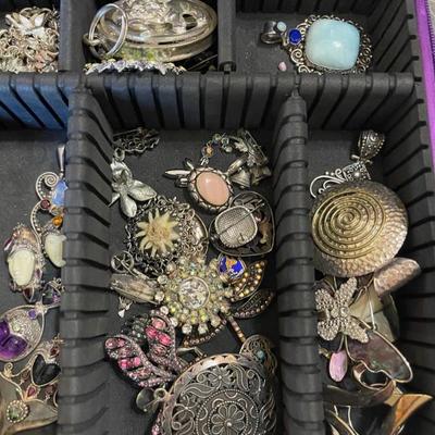 Sale Photo Thumbnail #210