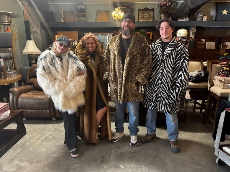 Sale Photo Thumbnail #46