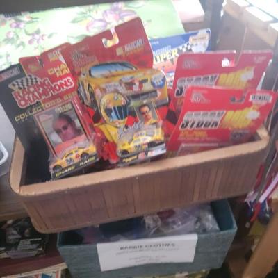 Sale Photo Thumbnail #33