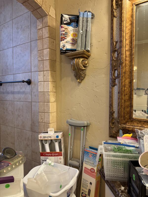 Sale Photo Thumbnail #182