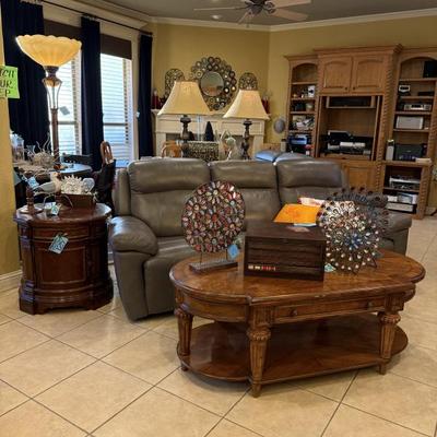 Sale Photo Thumbnail #52