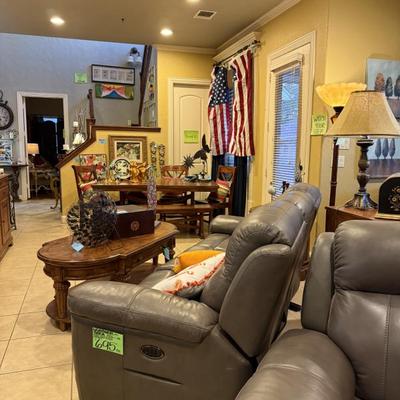 Sale Photo Thumbnail #75