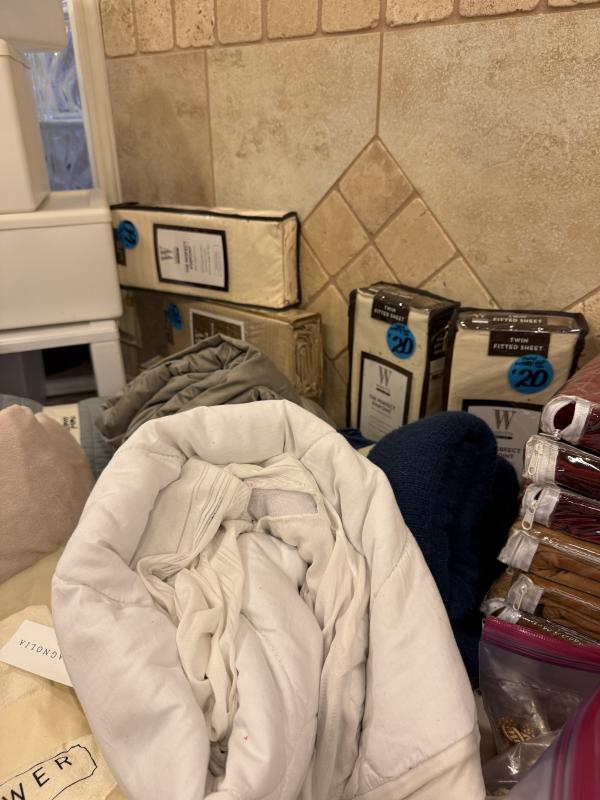 Sale Photo Thumbnail #180