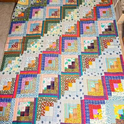 Vintage Handmade Log Cabin Quilt 