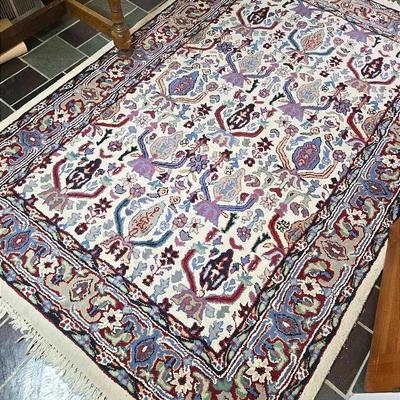 Hand Tufted Area Rug Made In India - 7’10”x5’3”