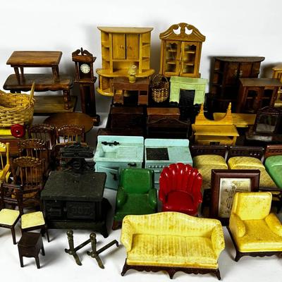 Vintage Doll House Furniture Including Renwal