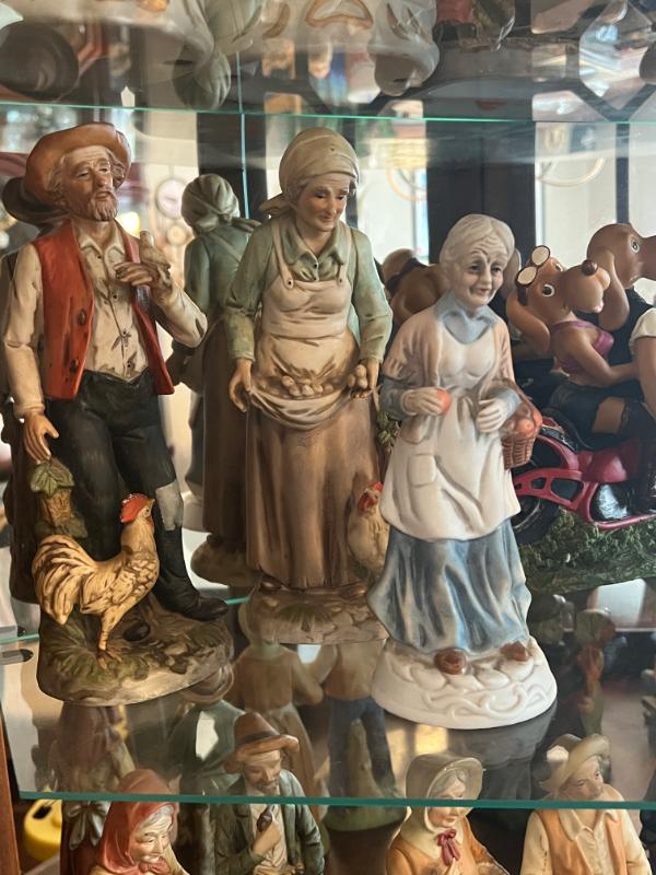 Sale Photo Thumbnail #195