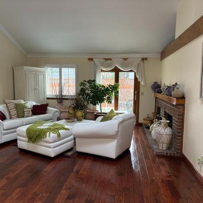 Sale Photo Thumbnail #26