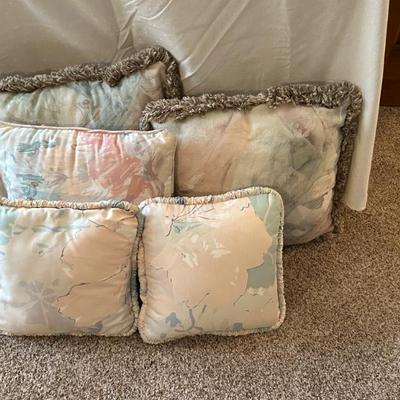 Sale Photo Thumbnail #100