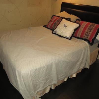 Sale Photo Thumbnail #74