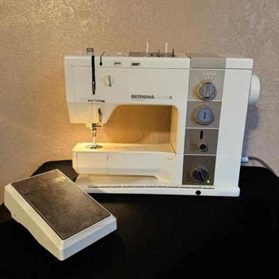 Bernina Record 930 Electric Sewing Machine