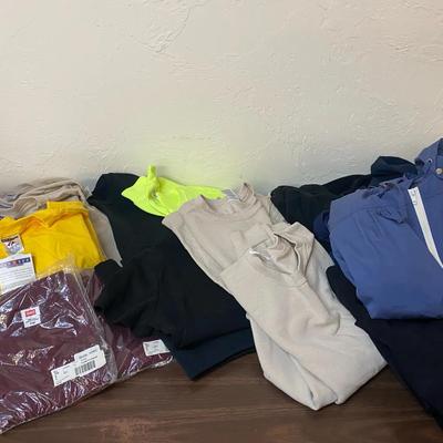 Sweatshirts & Jackets