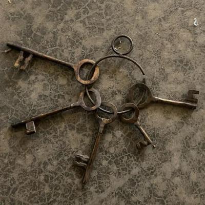 Skeleton Key Ring 2
