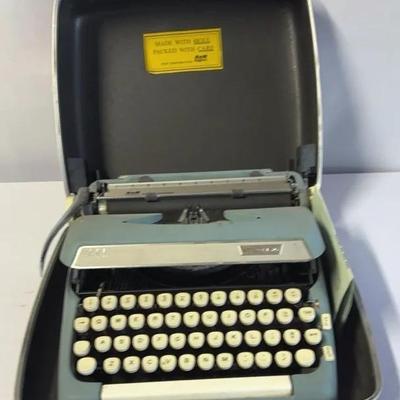 Smith-Corona Sterling Typewriter With Carrying Case