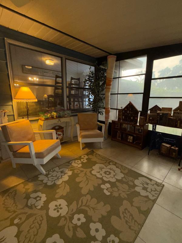 Sale Photo Thumbnail #304