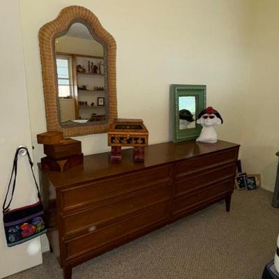 Sale Photo Thumbnail #242