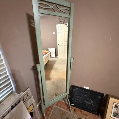 Sale Photo Thumbnail #46