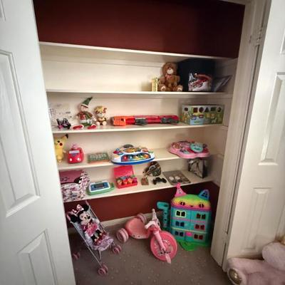 Sale Photo Thumbnail #100