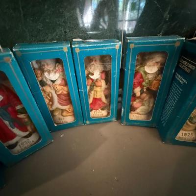 Sale Photo Thumbnail #168