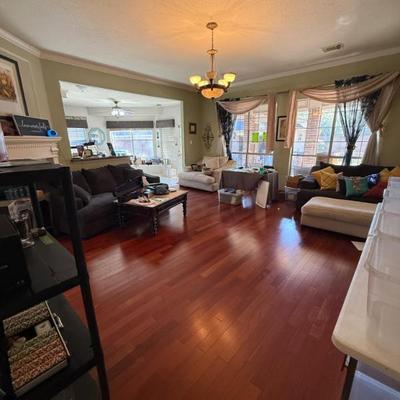 Sale Photo Thumbnail #191