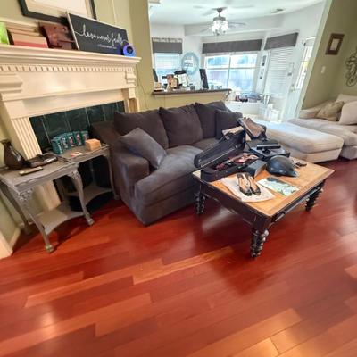 Sale Photo Thumbnail #173